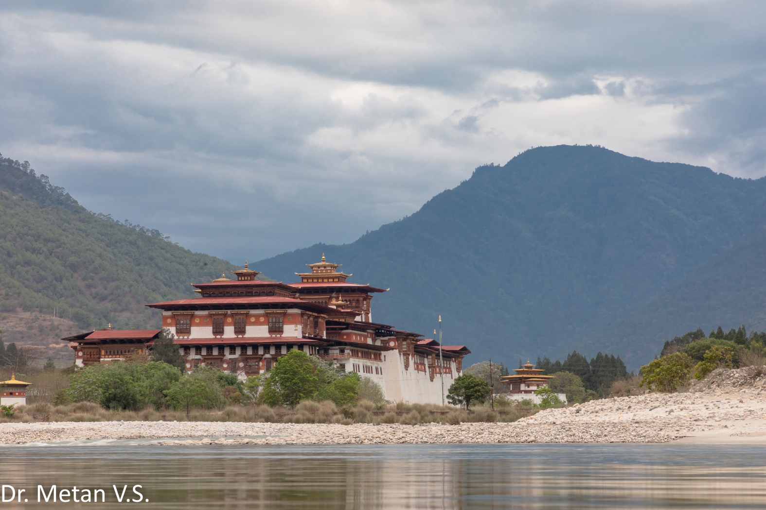 Bhutan Dr Vyankatesh Metan Solapur Lanscape A 1575x1050