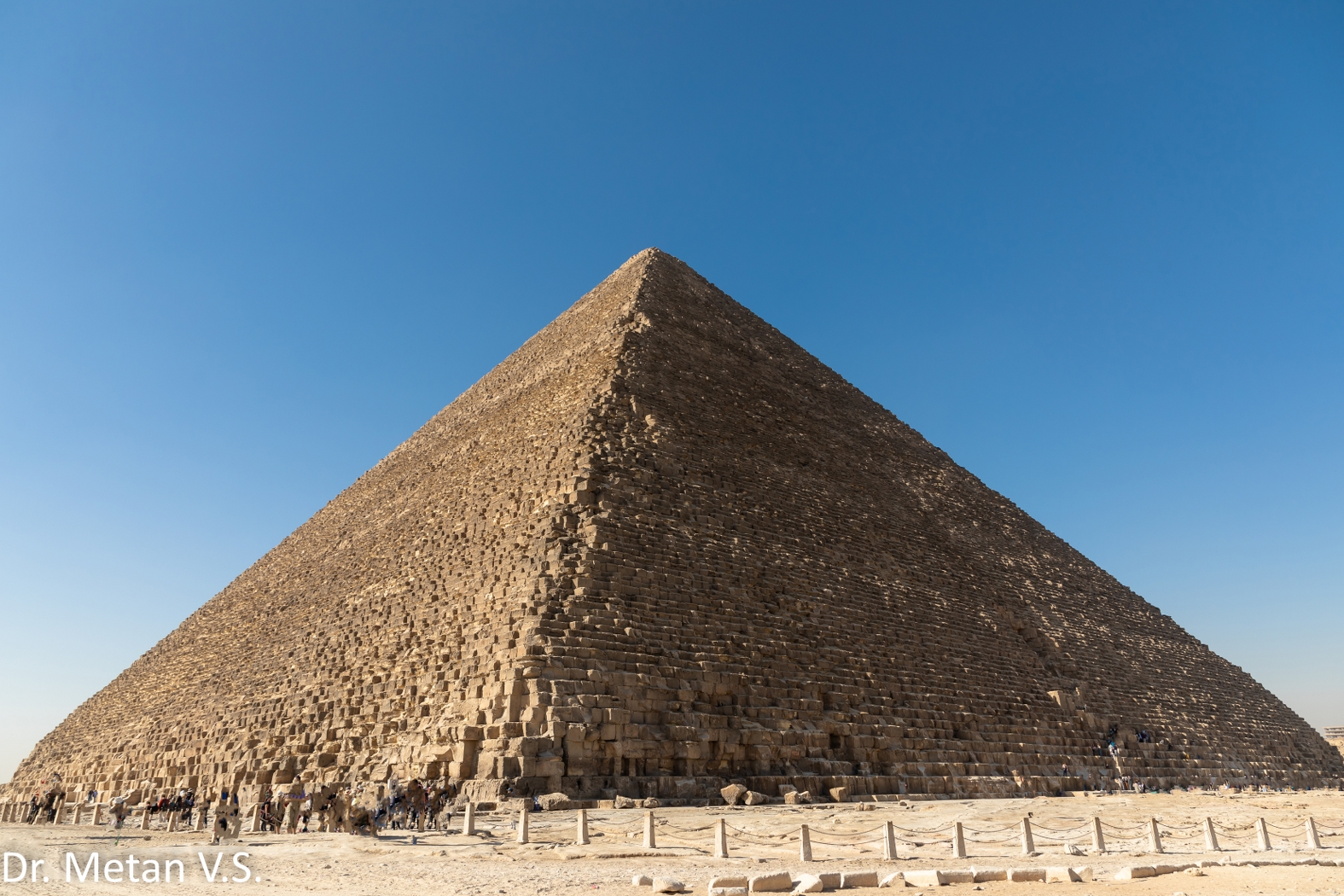 Dr Vyankatesh Metan Solapur Pyramid Egypt H 1575x1050