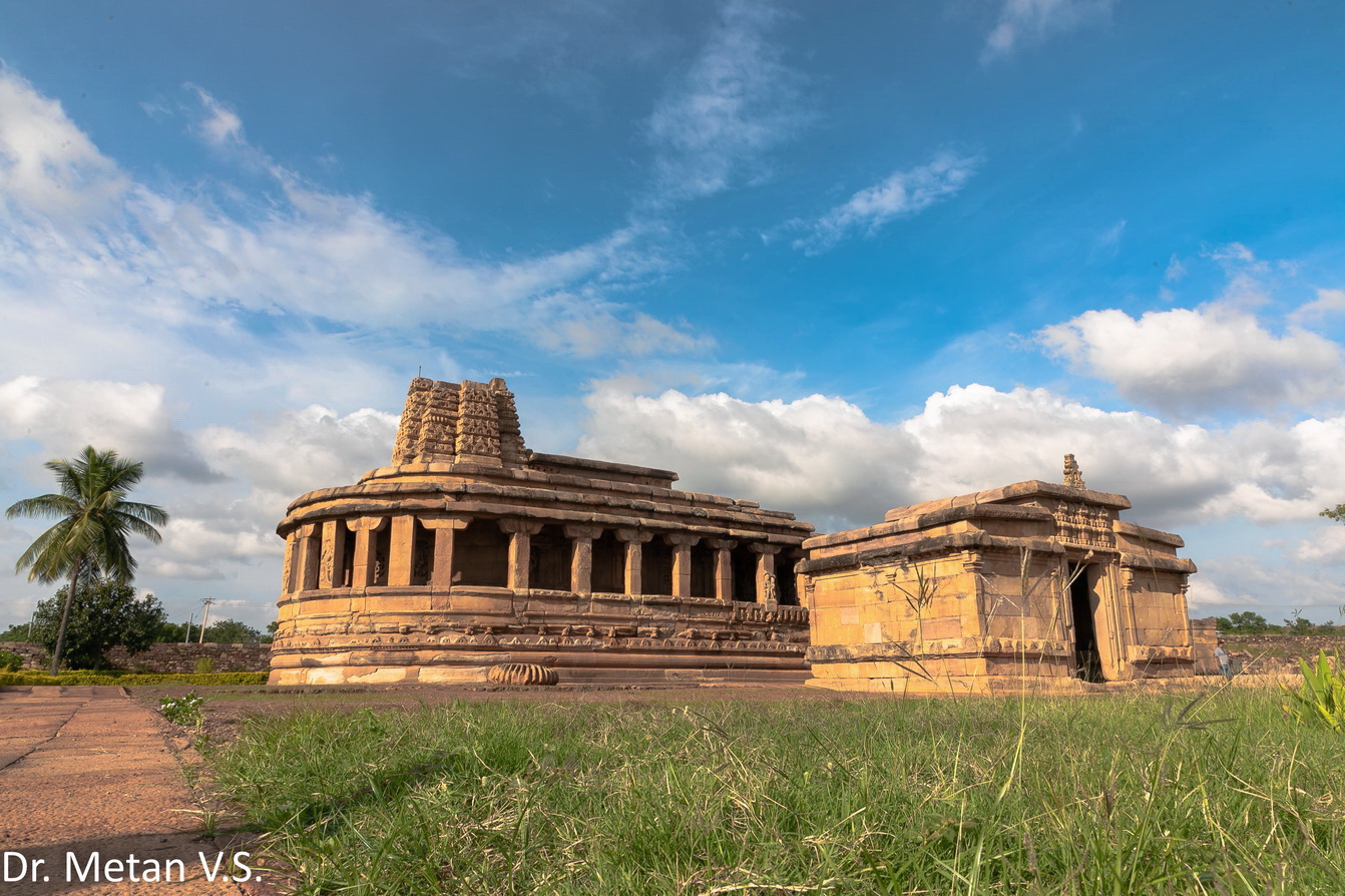 Aihole temple Karnataka image by Dr Vyankatesh Metan Solapur A3