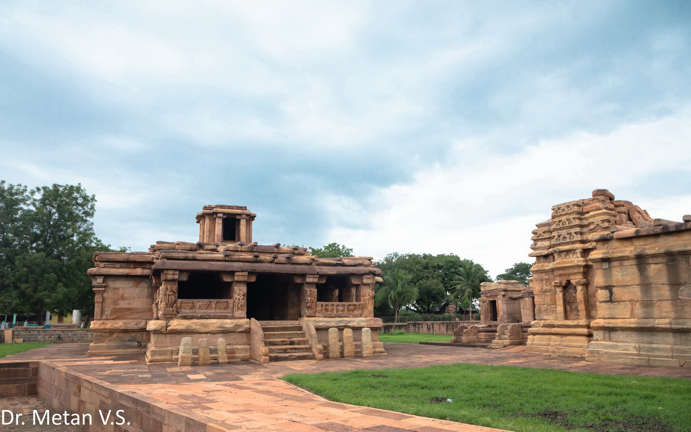 Aihole temple Karnataka image by Dr Vyankatesh Metan Solapur B 1
