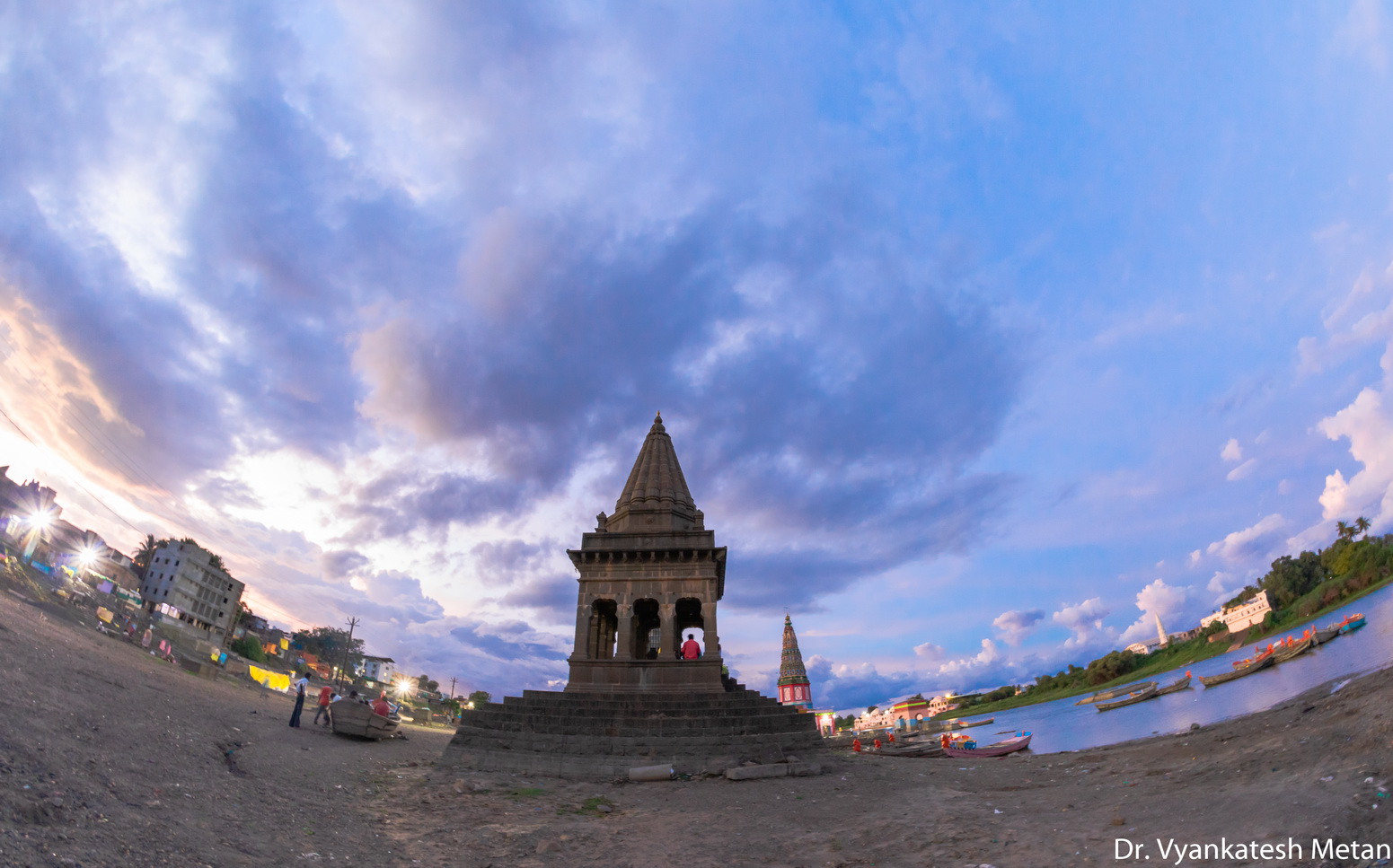 Rafters at River Bank S7