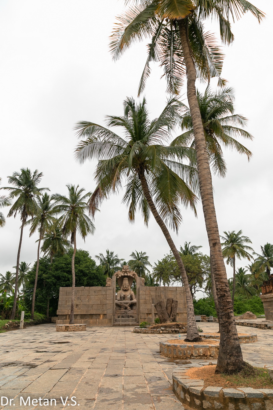 Dr Vyankatesh Metan Solapur Art J