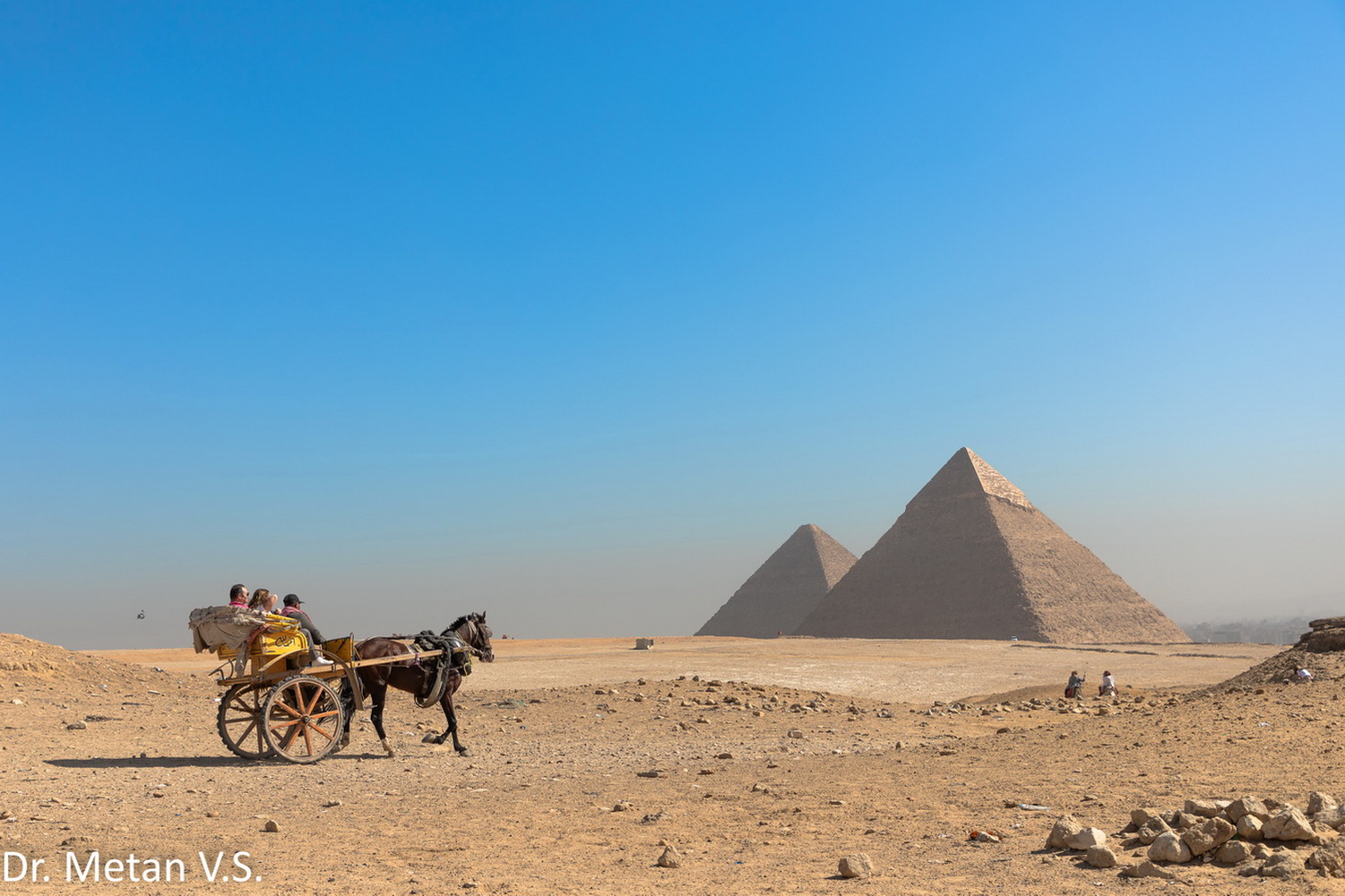 Dr Vyankatesh Metan Solapur Pyramid Egypt O