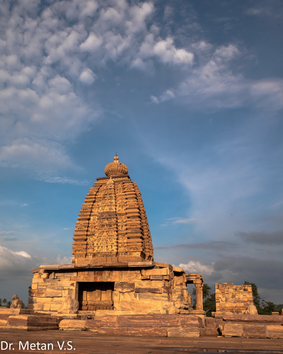 Pattadakal temple Dr Vyankatesh Metan Solapur l