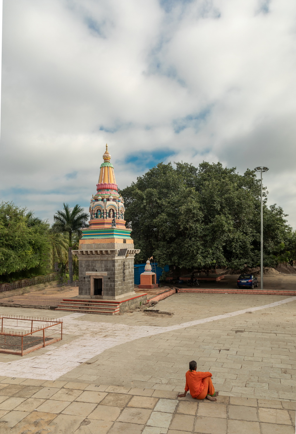 Shri Harihareshwar Temples Hattarsang Kudal sangam image Solapur Dr Vyankatesh Metan N