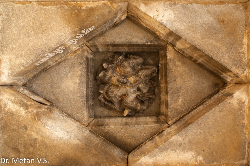 20 Bahurupi Krishna at Shri Harihareshwar Temples Hattarsang Kudal sangam Solapur Dr Vyankatesh Metan V3 1