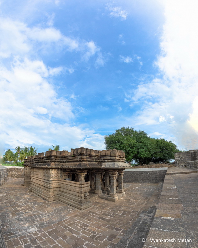 9 B Shri Harihareshwar Temples Hattarsang Kudal sangam Solapur image Dr Vyankatesh Metan V3