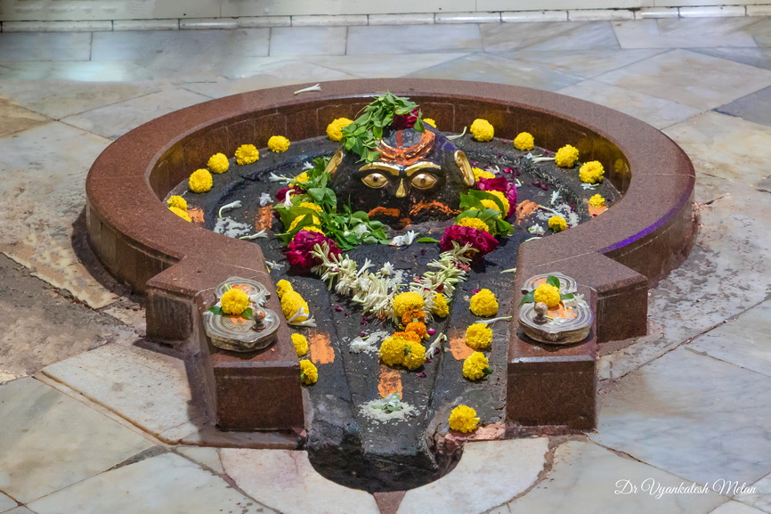 Shiva linga in Shri Siddheshwar temple Machnur